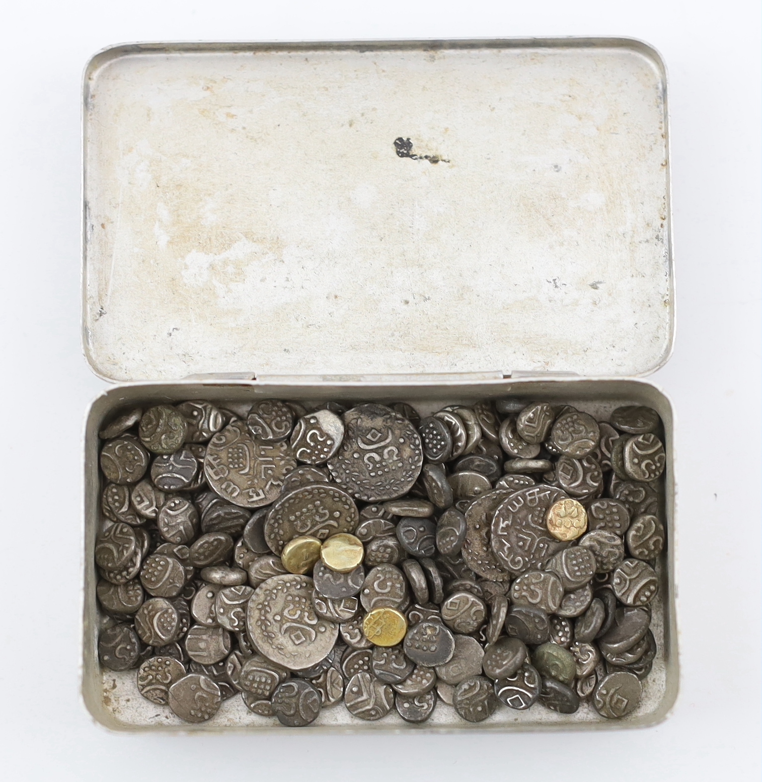 Indian Princely States, dump silver and gold coins, 19th century, including Travancore velli fanam (KM #22), four gold fanam, approx. 0.38g each